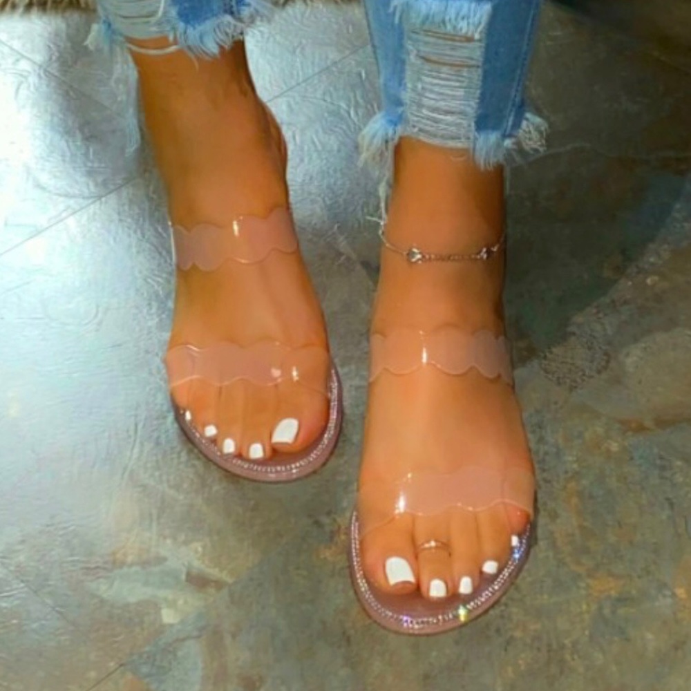 Jenna Sandal
